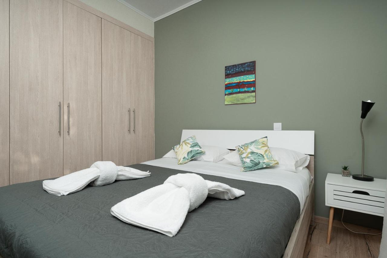 Mtc-Sfs Apartment By The Sea And Airport Porto Rafti Bagian luar foto